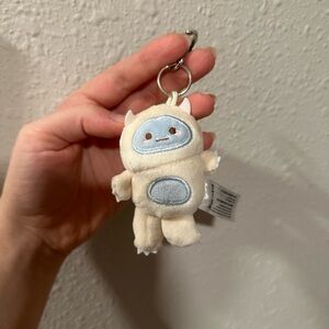 Hank the yeti Smoko blind box opened keychain